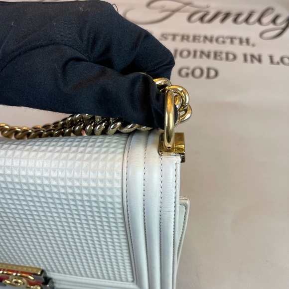 CHANEL Leather Medium Cube Boy Bag Shoulder Bag - Picture 6 of 15